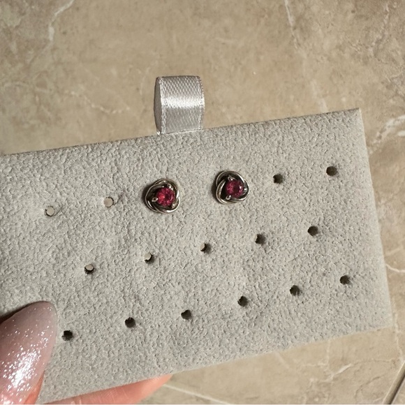 Pandora october gem stud earrings - Picture 1 of 2